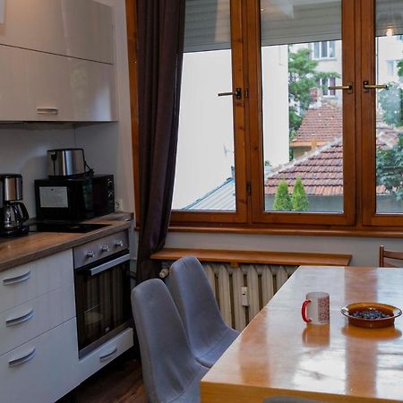 Central Sofia 3-Bedroom Apartment - Urban Art Gallery - Free Parking! Dış mekan fotoğraf