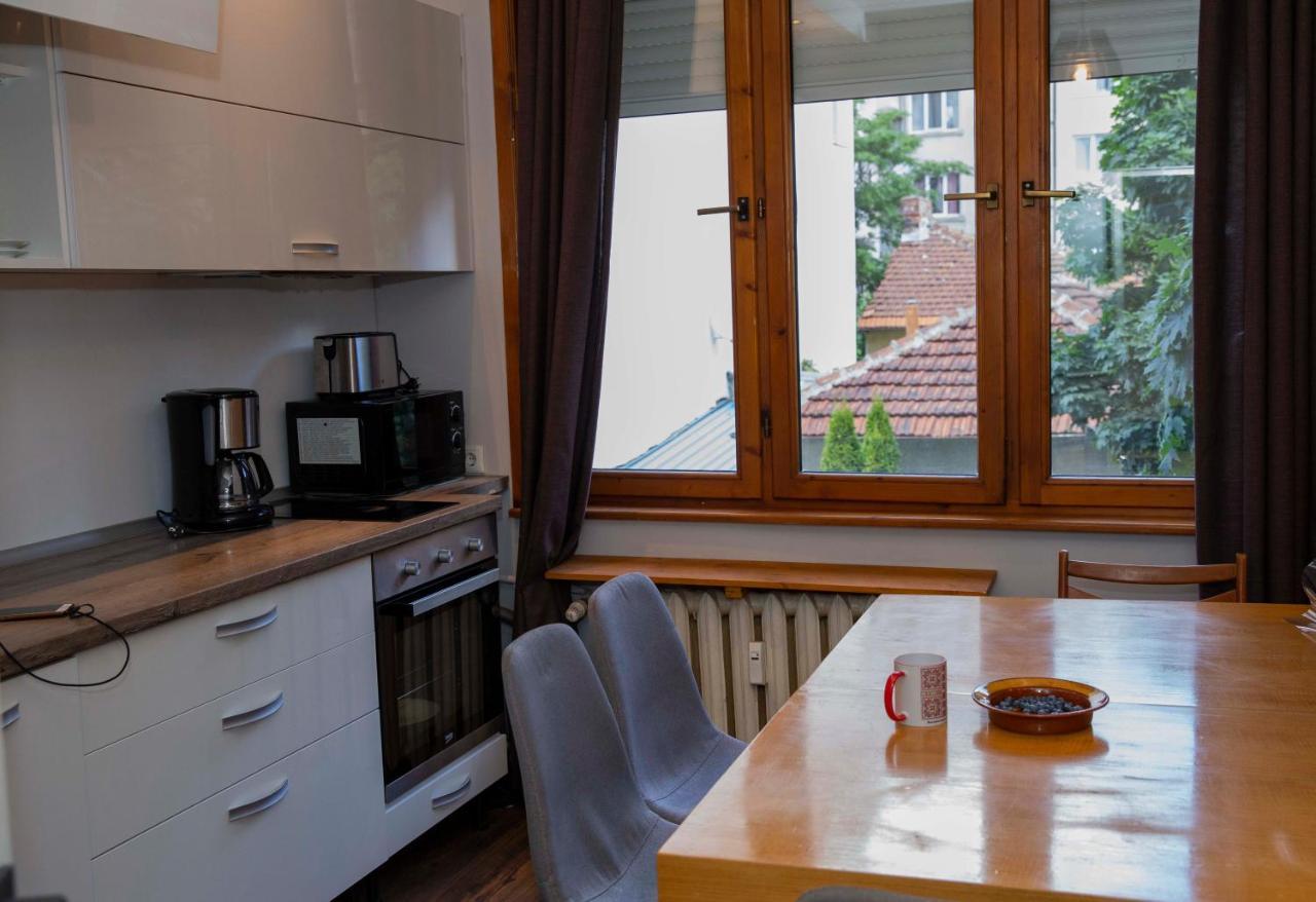 Central Sofia 3-Bedroom Apartment - Urban Art Gallery - Free Parking! Dış mekan fotoğraf