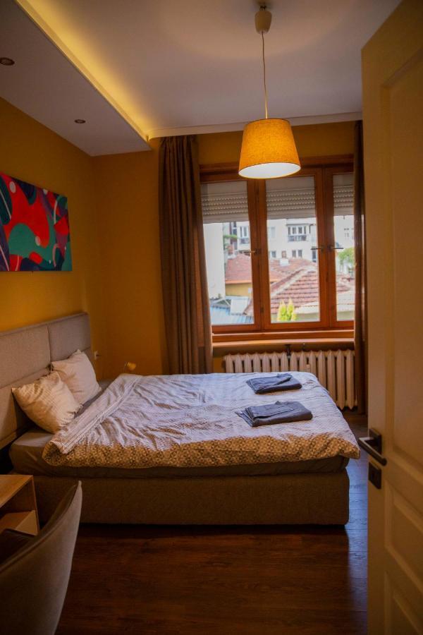 Central Sofia 3-Bedroom Apartment - Urban Art Gallery - Free Parking! Dış mekan fotoğraf